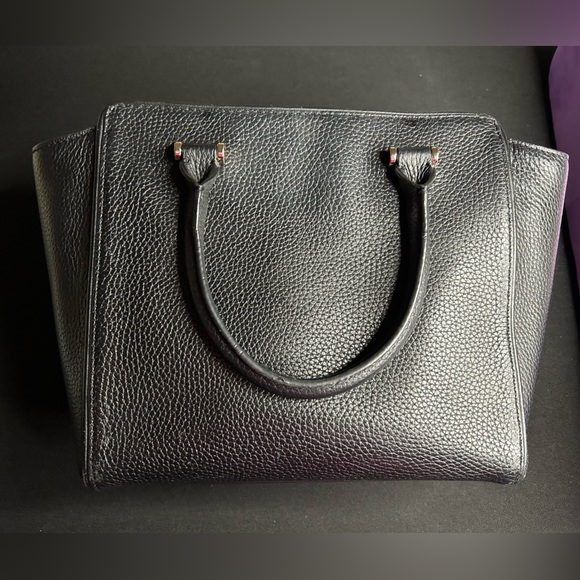 Kate Spade ♠️ - Picture 9 of 9